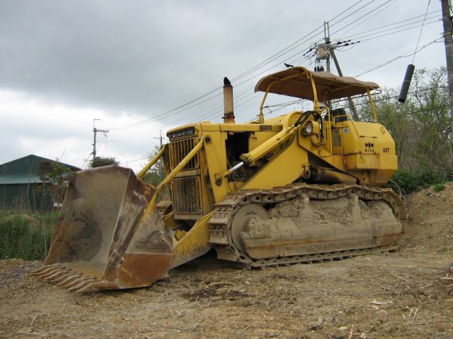 土工用機械 掘削 積込み機械について 有 生道道路建設のblog